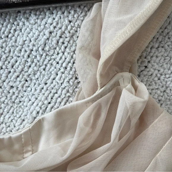 Oh Polly Cream Bodysuit Top 4 - Picture 3 of 6